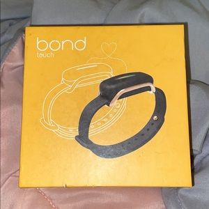 bond touch bracelet